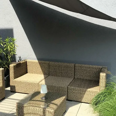 Wander- Und Aktivchalet 비르켄펠트